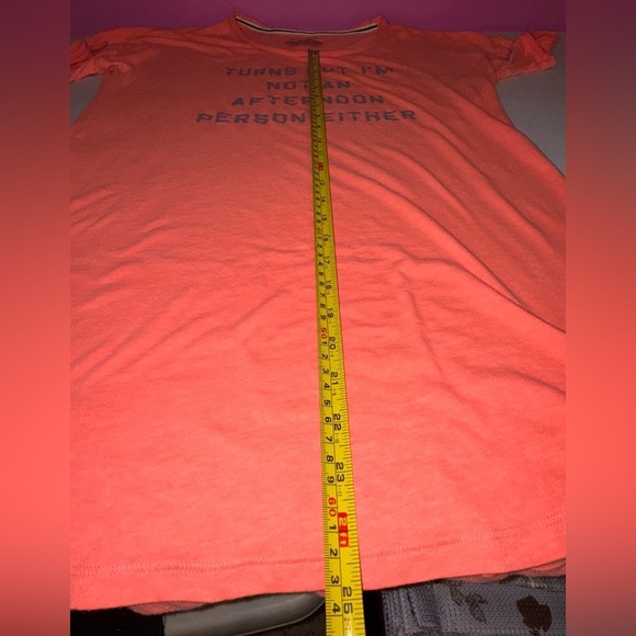 Victoria's Secret Coral Graphic Tee - Picture 9 of 9